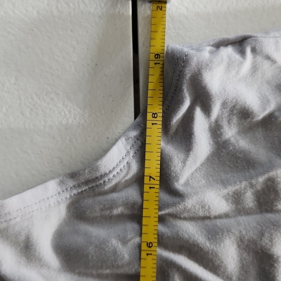 Fabletics Racerback Womens Tank Top Gray Size M Oversized Slouch Front - Picture 6 of 8